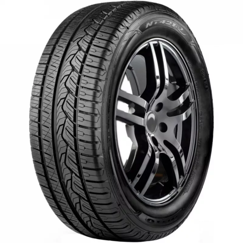 Шины Nitto NT421Q 235/55 R18 104V XL